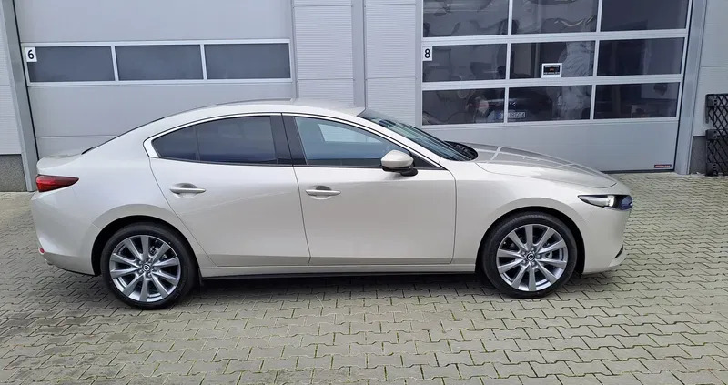 mazda 3 wodzisław śląski Mazda 3 cena 129900 przebieg: 14800, rok produkcji 2022 z Wodzisław Śląski